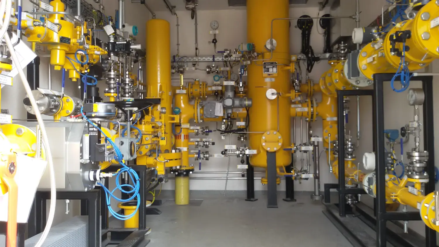 Innenansicht einer Gas-Druckregelanlage von Gasanlagenbau Petzold